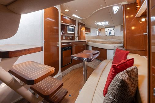 Sea Ray Sundancer 330 image