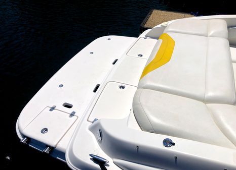 Regal 2600-BOWRIDER image