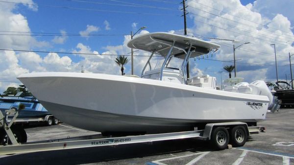 Bluewater Sportfishing 2850