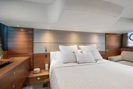 Princess Flybridge 60 Motor Yacht image