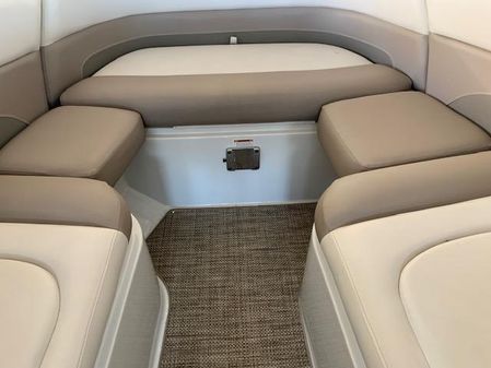 Crownline 325 SS image