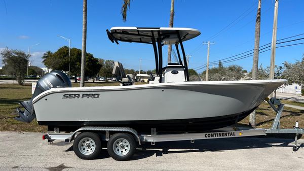 Sea Pro 219 CC