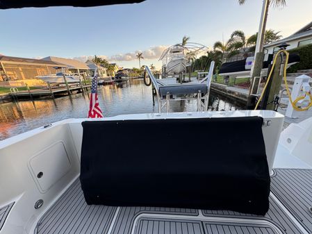 Sea Ray 44 Sedan Bridge image