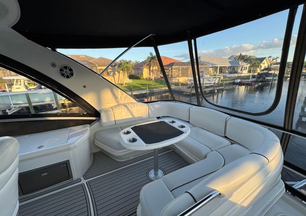 Sea Ray 44 Sedan Bridge image