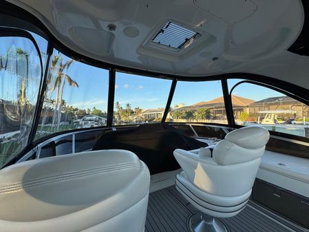 Sea Ray 44 Sedan Bridge image