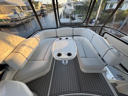 Sea Ray 44 Sedan Bridge image