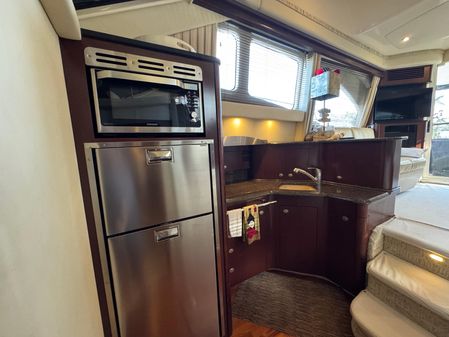 Sea Ray 44 Sedan Bridge image