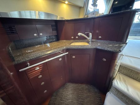 Sea Ray 44 Sedan Bridge image