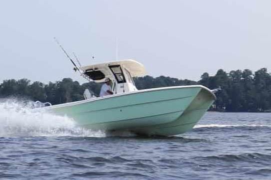 World Cat 235 CC - main image