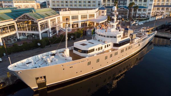 Custom Richards Shipbuilders Expedition