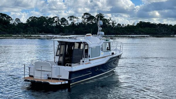 Ranger Tugs R-29 S 