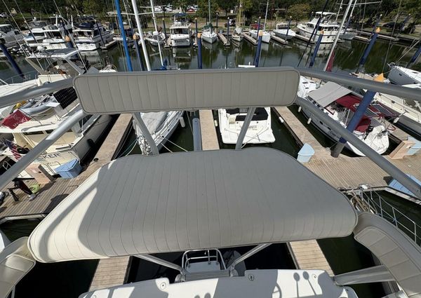 Hatteras 60 enclosed bridge image