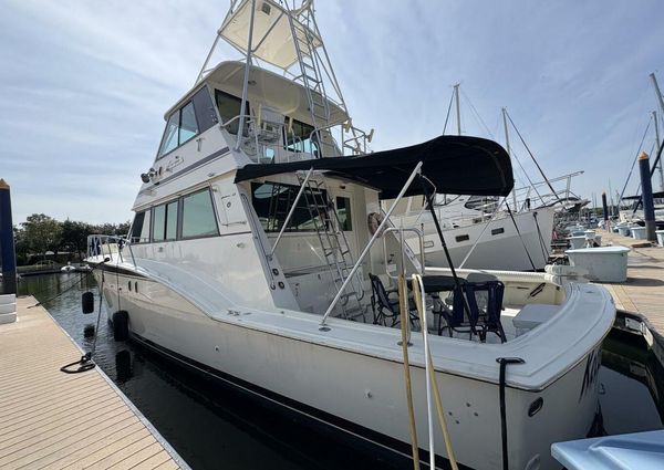 Hatteras 60 enclosed bridge image