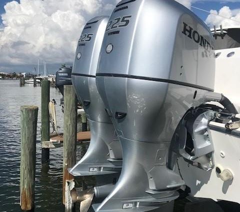 Boston-whaler 260-OUTRAGE image