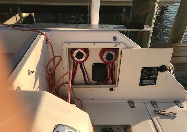 Boston-whaler 260-OUTRAGE image