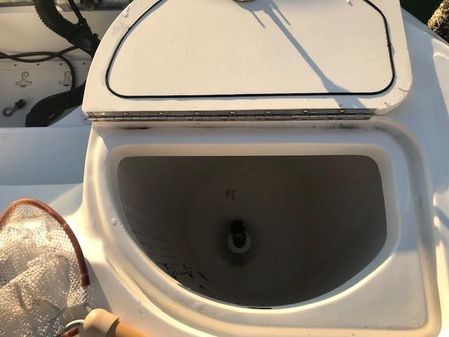 Boston-whaler 260-OUTRAGE image