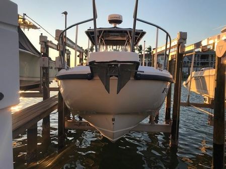 Boston-whaler 260-OUTRAGE image