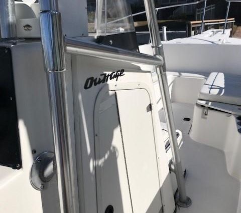 Boston-whaler 260-OUTRAGE image