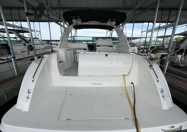 Bayliner 4085 Avanti image