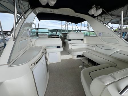 Bayliner 4085 Avanti image