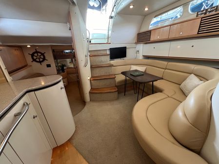 Bayliner 4085 Avanti image