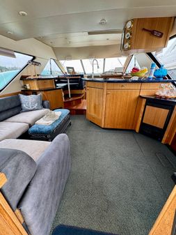 Bayliner 3988-COMMAND-BRIDGE image