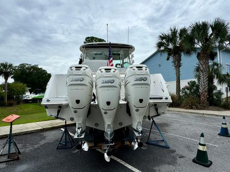 Boston Whaler 345 Conquest image