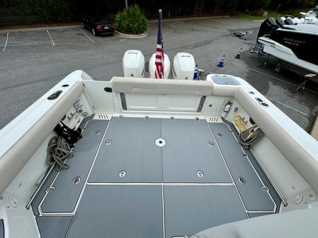 Boston Whaler 345 Conquest image