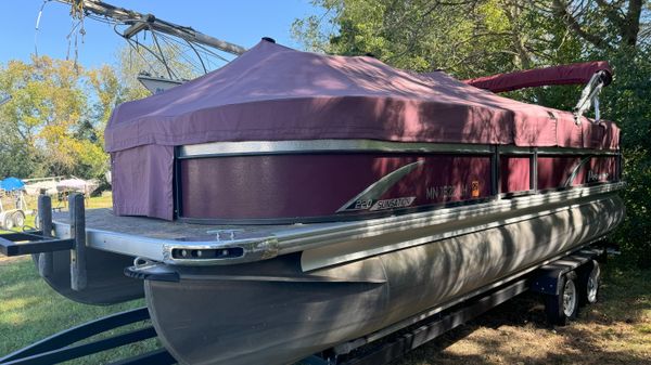 Premier 220 SunSation