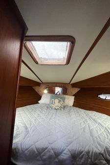 Cooper 42 Aft Cabin Motor Yacht image
