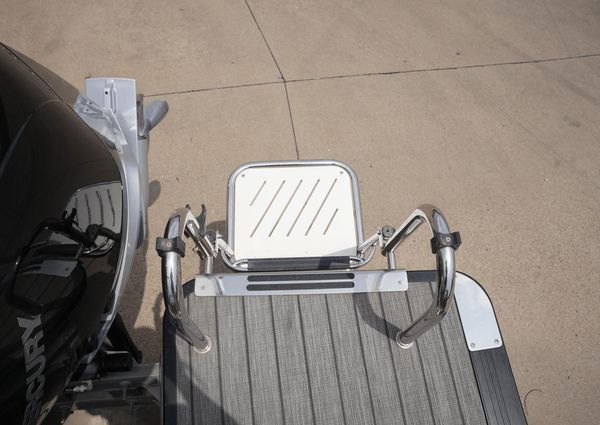 Harris 230 Solstice image