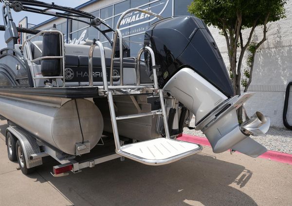 Harris 230 Solstice image