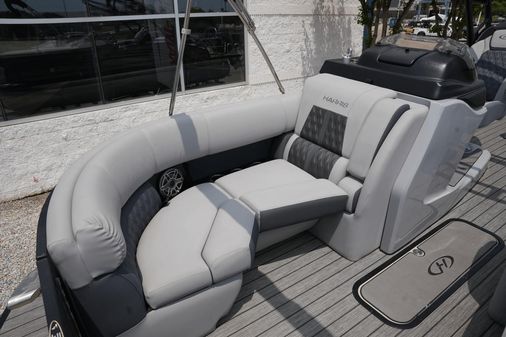 Harris 230 Solstice image