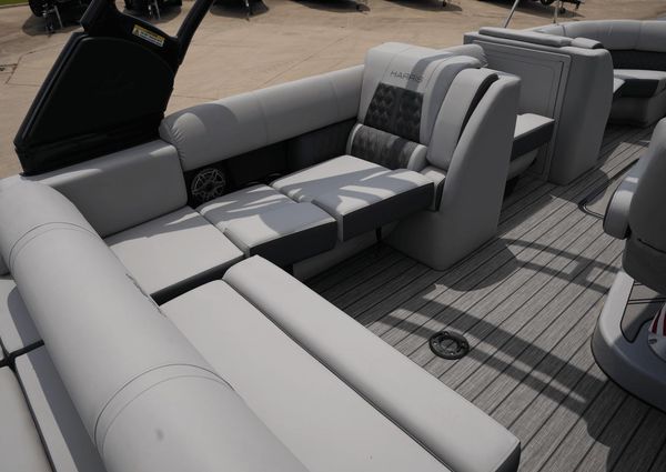 Harris 230 Solstice image