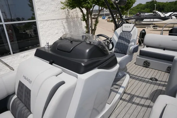 Harris Solstice 230 image