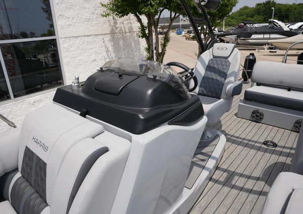 Harris 230 Solstice image