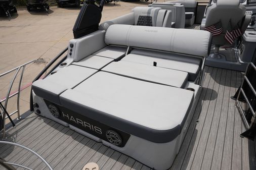 Harris 230 Solstice image