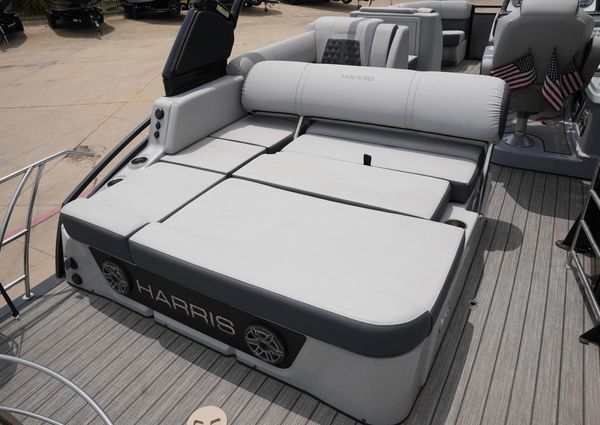 Harris 230 Solstice image