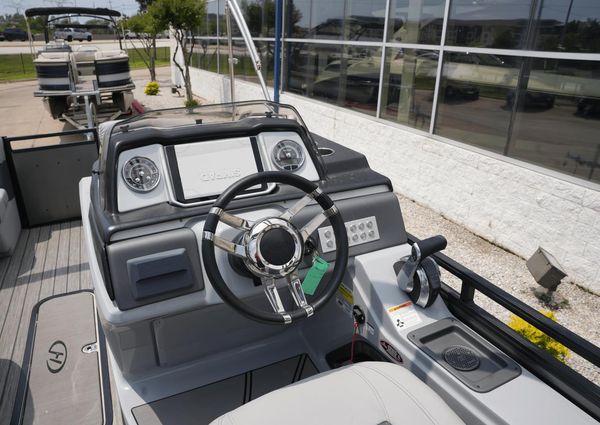 Harris 230 Solstice image