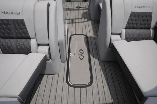 Harris 230 Solstice image