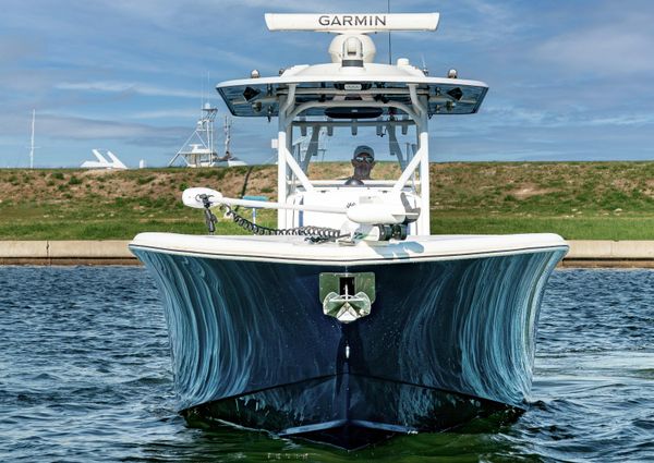 Yellowfin 32 Offshore image