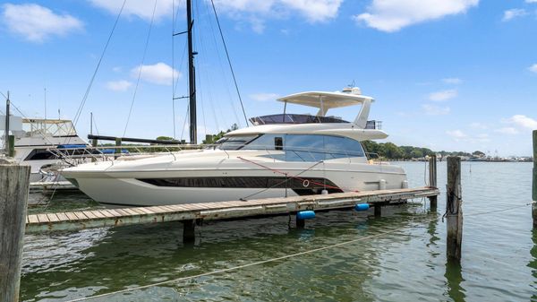Prestige 590