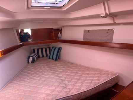 Beneteau 40 image