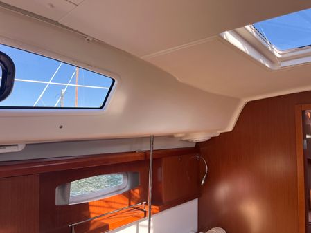 Beneteau 40 image