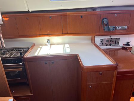 Beneteau 40 image