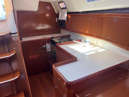 Beneteau 40 image