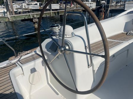 Beneteau 40 image