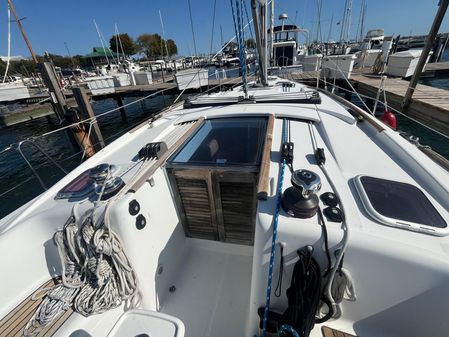 Beneteau 40 image