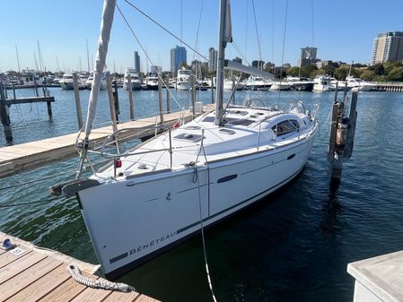 Beneteau 40 image