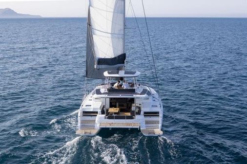 Lagoon 51 image